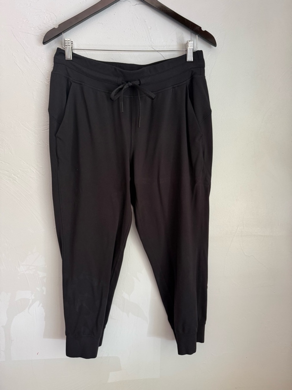 Lululemon Black Drawstring Jogger Pants Size 10